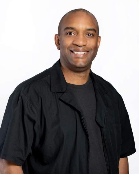 Daniel Smikle Osteopath at Club Physio Plus in Oakville and Mississauga
